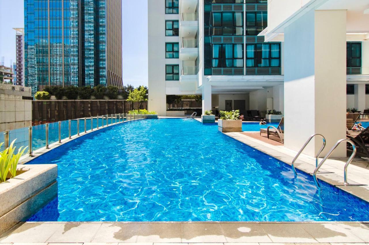 One Uptown Residence Bgc Pateros Bagian luar foto
