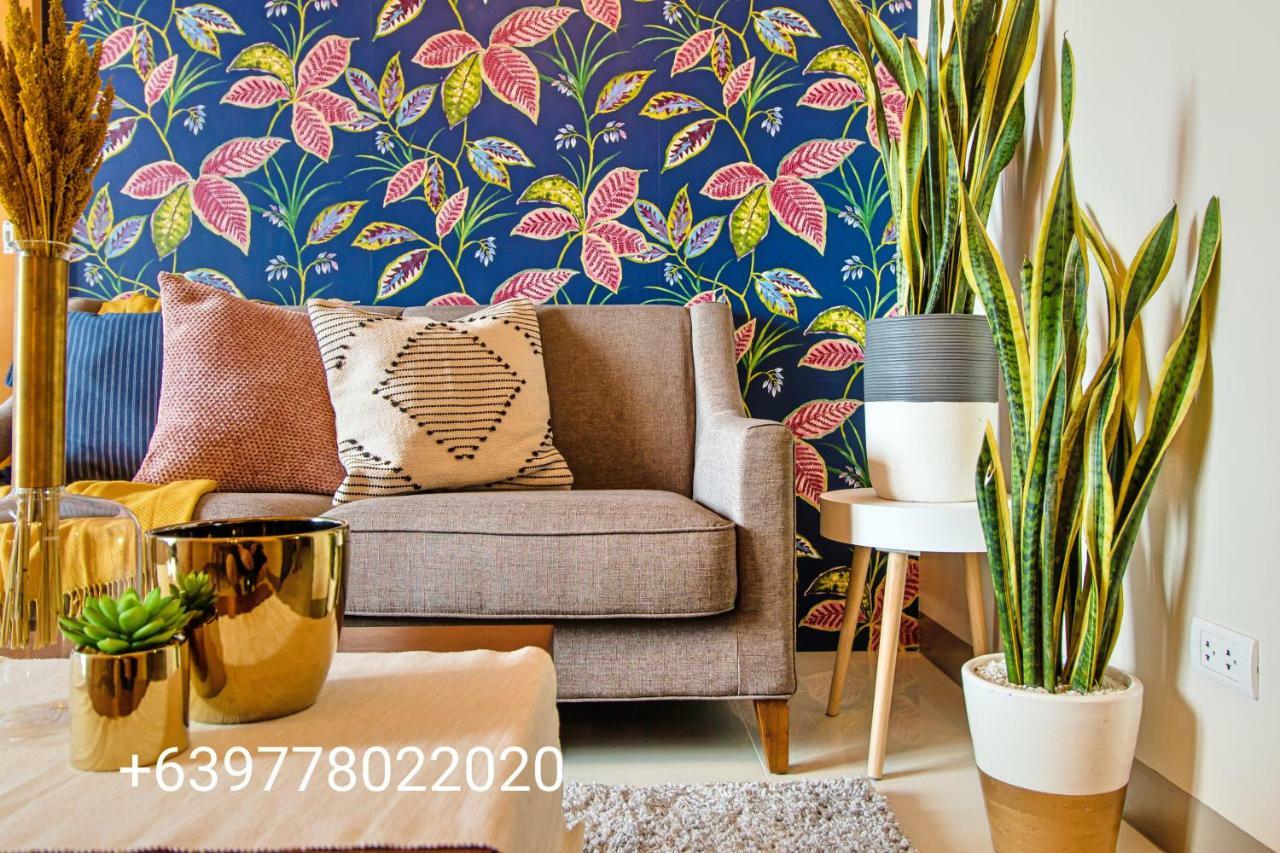 One Uptown Residence Bgc Pateros Bagian luar foto